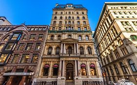 Hotel Le St. James Montreal